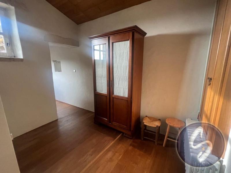 Maison - 432 m² - 8 pièces