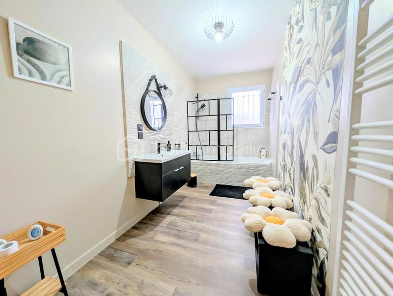 Maison - 174 m² - 6 pièces