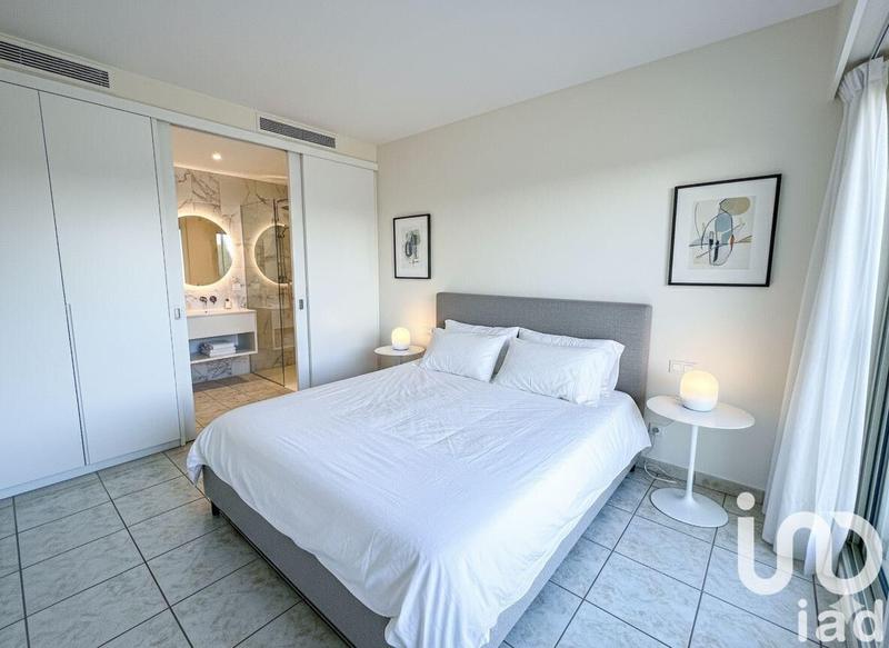 Appartement - 100 m² - 4 pièces