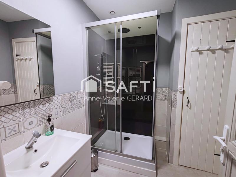 Maison - 164 m² - 8 pièces