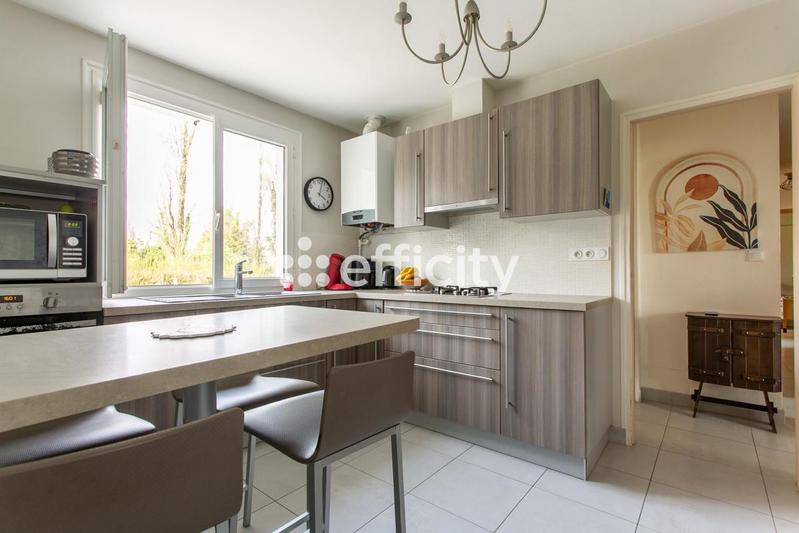 Maison - 100 m² - 5 pièces