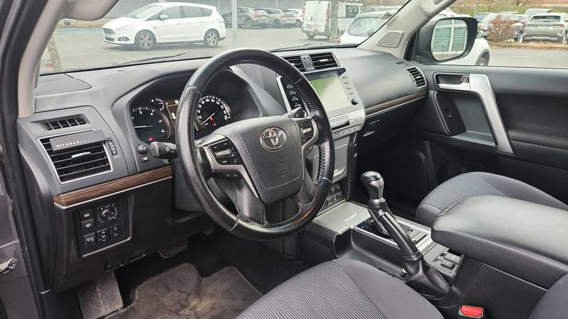 Toyota Land Cruiser 2.8 d-4d 204 4wd Bva Lounge - Automatique Entretien constructeur