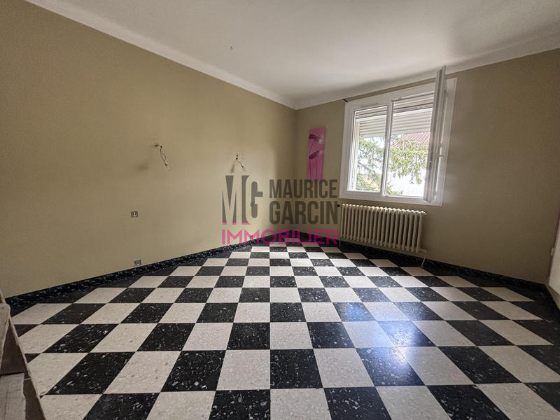 Maison - 160 m² - 6 pièces