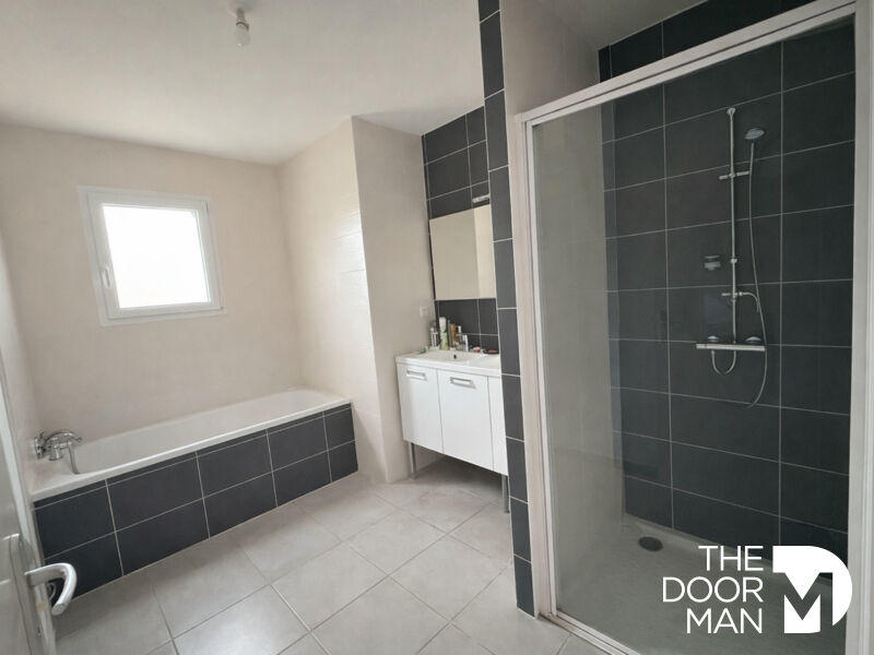 Maison - 94 m² - 4 pièces