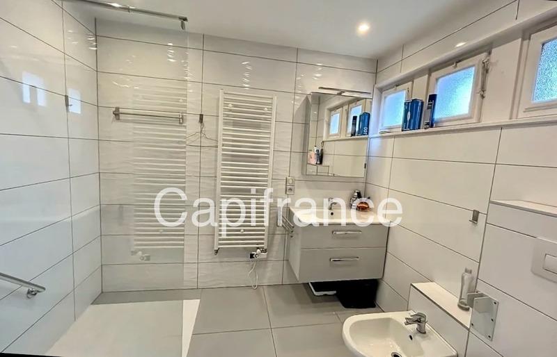 Maison - 84 m² - 3 pièces