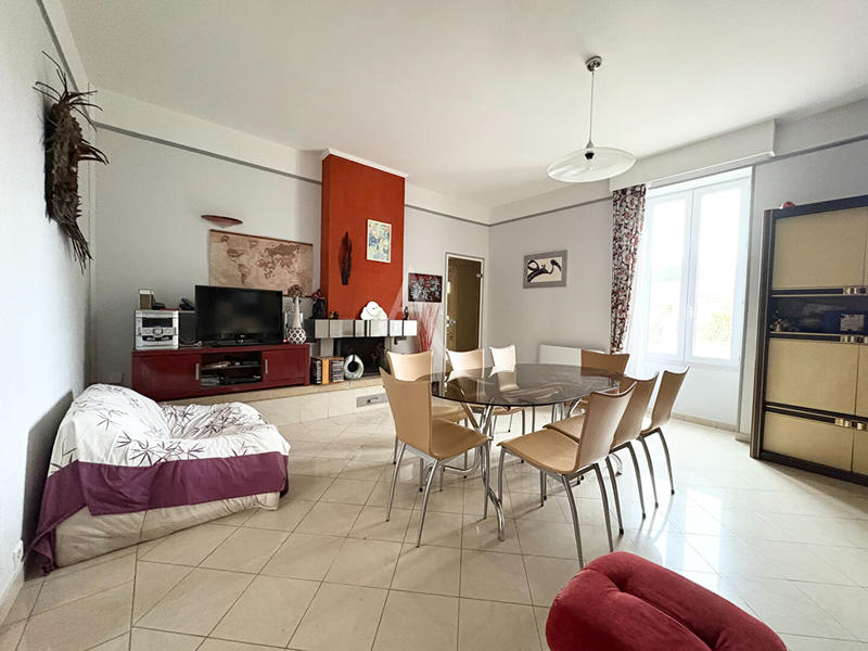 Maison - 138 m² - 7 pièces