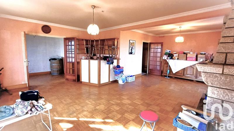 Maison - 184 m² - 7 pièces