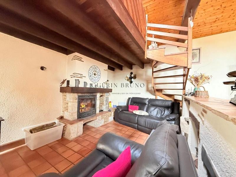 Maison - 133 m² - 6 pièces