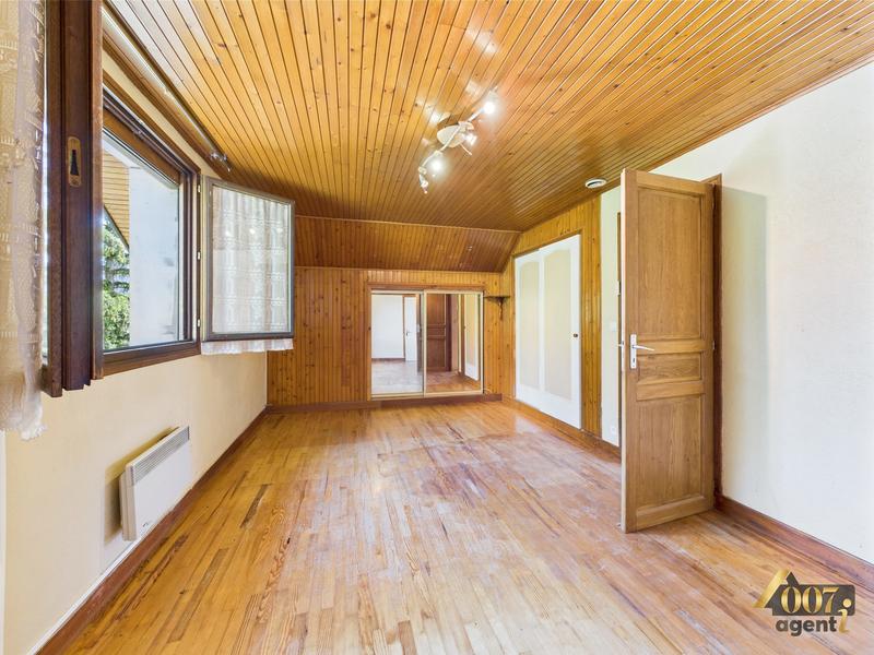 Maison - 136 m² - 7 pièces