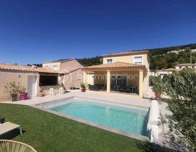 Villa - 121 m² - 5 pièces