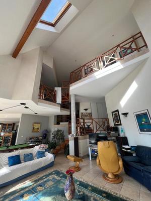 Maison d'architecte - 235 m² - 8 pièces