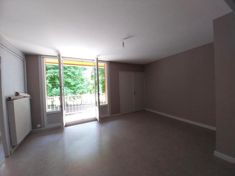 Appartement - 96 m² - 5 pièces