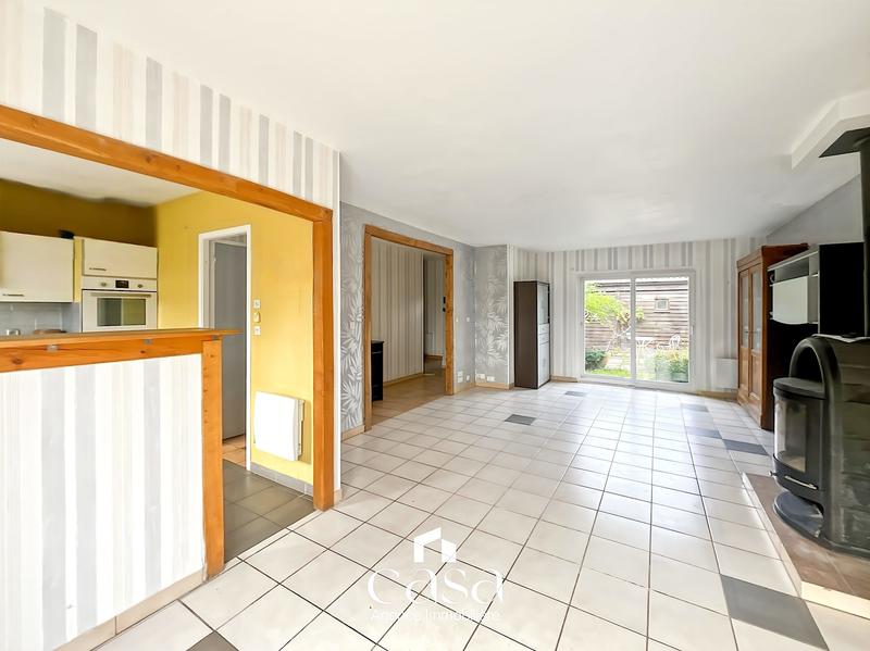 Maison - 90 m² - 5 pièces