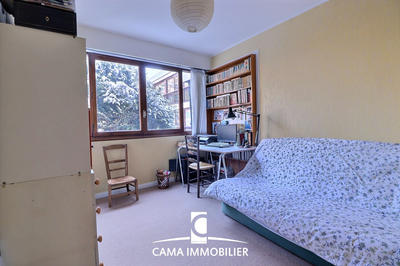 Appartement - 100 m² - 4 pièces