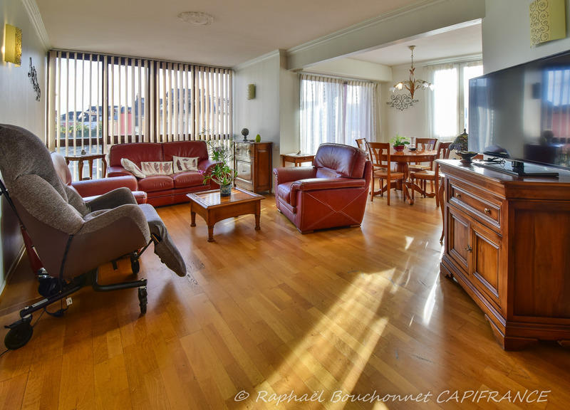 Appartement - 97 m² - 4 pièces