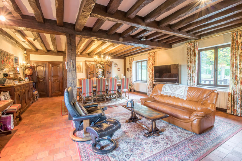 Propriété - 293 m² - 5 pièces