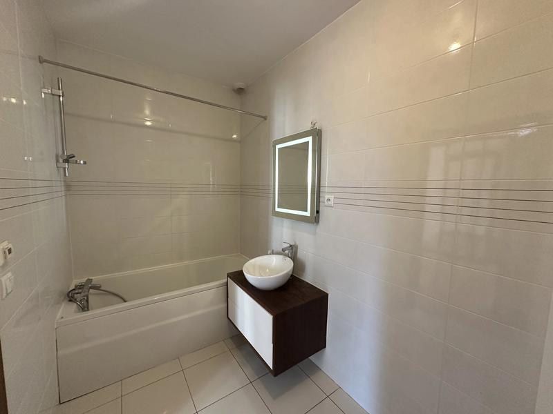 Appartement - 112 m² - 5 pièces