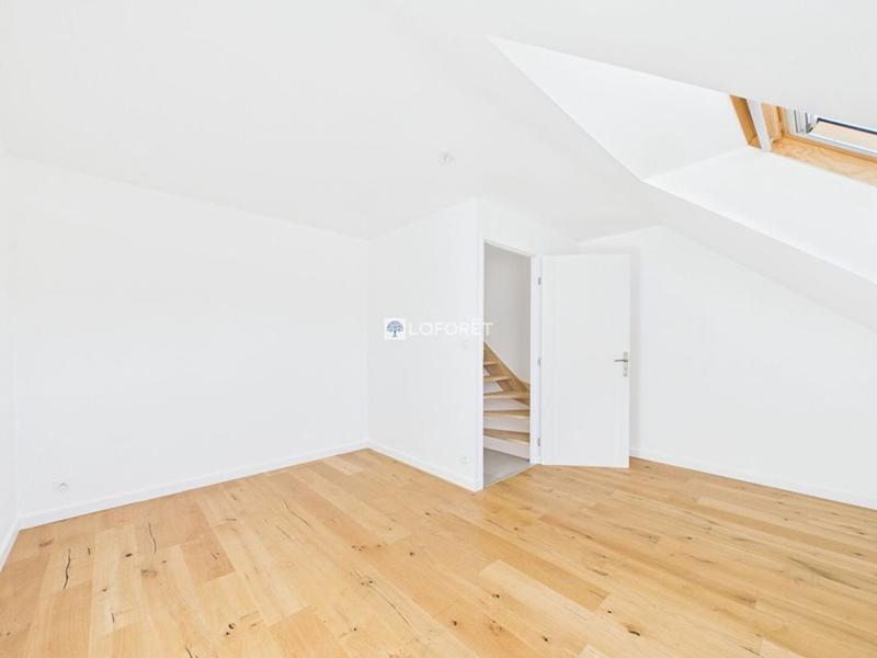 Maison - 83 m² - 4 pièces