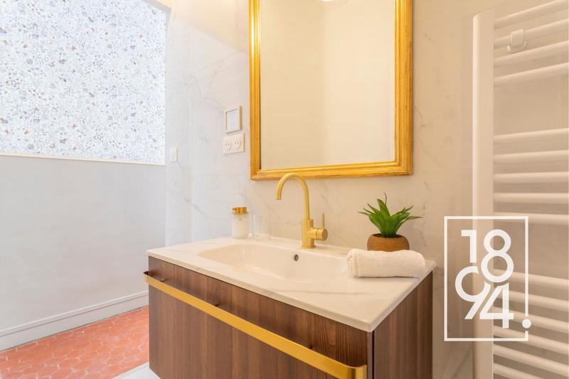 Appartement - 100 m² - 4 pièces