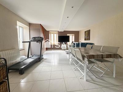 Maison - 87 m² - 5 pièces