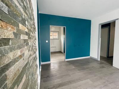 Local commercial - 95 m² - 6 pièces