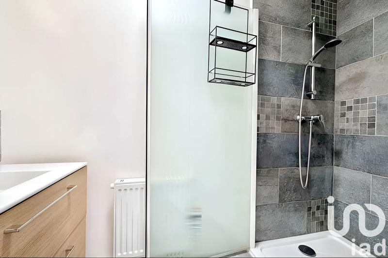 Appartement - 99 m² - 5 pièces