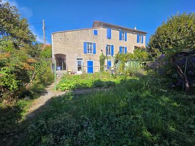 Maison - 140 m² - 8 pièces