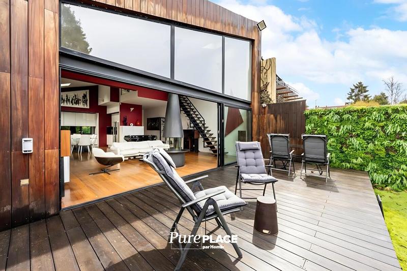 Villa - 225 m² - 6 pièces