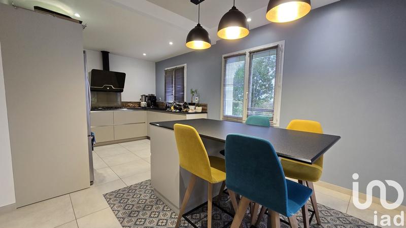 Maison - 249 m² - 10 pièces