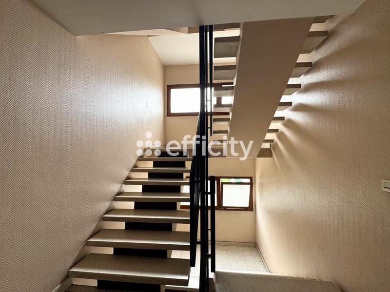 Appartement - 75 m² - 3 pièces