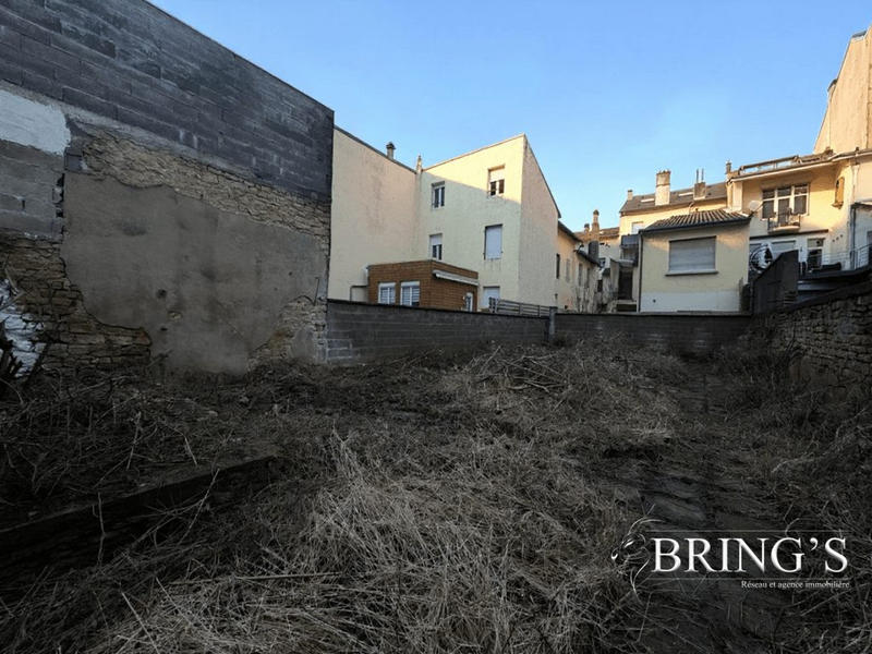 Maison traditionnelle - 202 m² - 7 pièces