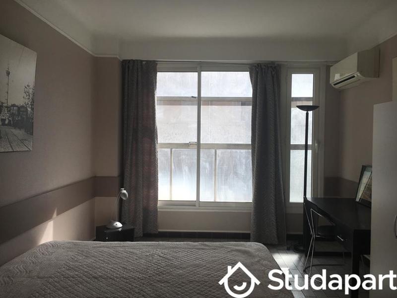 Chambre - 14 m² - 1 pièce