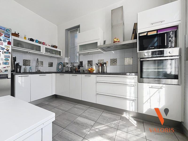 Maison - 148 m² - 5 pièces