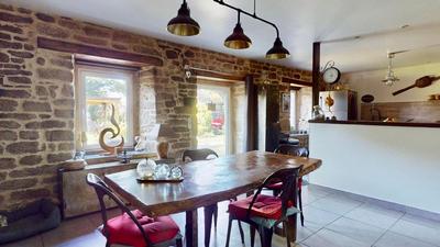Maison en pierre - 110 m² - 4 pièces