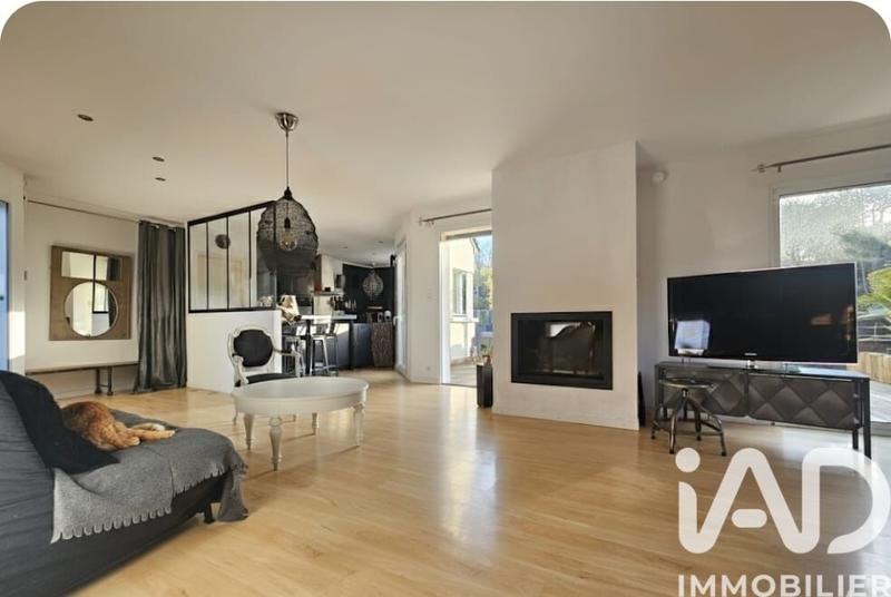 Maison de maîtres - 177 m² - 8 pièces