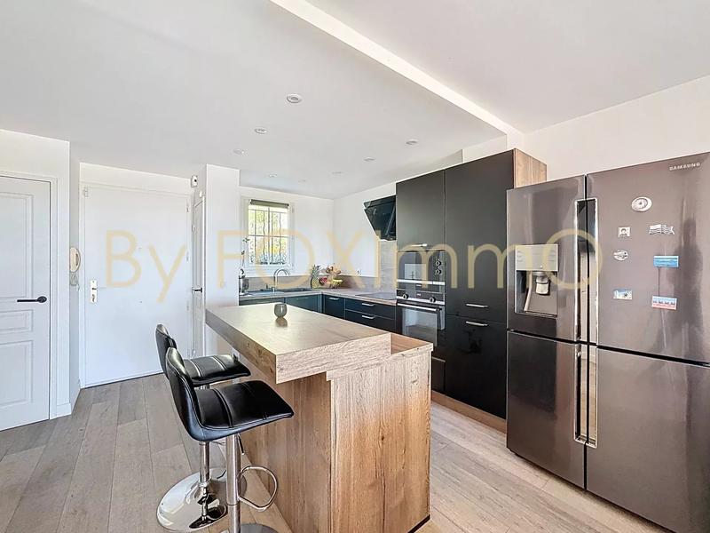 Appartement - 70 m² - 4 pièces