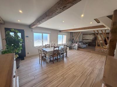 Maison - 130 m² - 4 pièces