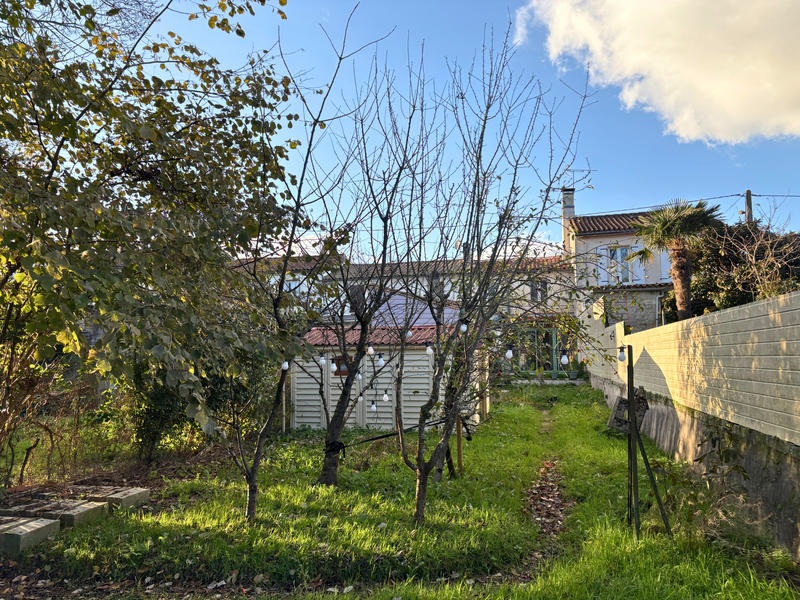 Maison - 90 m² - 3 pièces