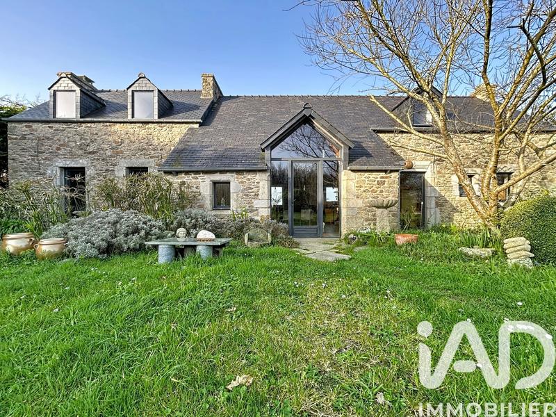 Maison - 148 m² - 6 pièces