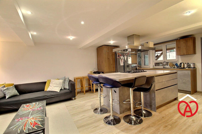 Maison - 140 m² - 6 pièces