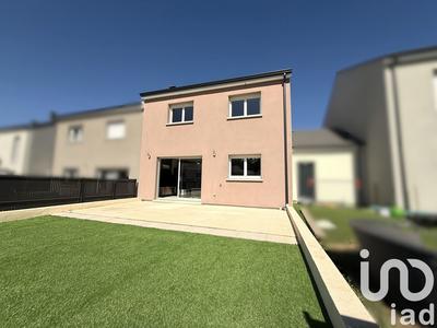 Maison - 95 m² - 4 pièces