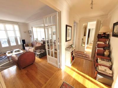 Appartement - 119 m² - 5 pièces