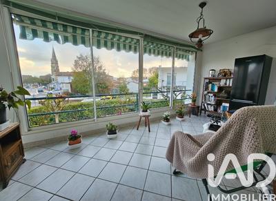 Maison de ville - 185 m² - 9 pièces