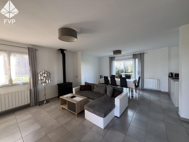 Maison - 104 m² - 5 pièces