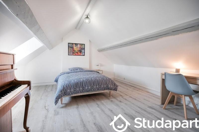 Chambre - 15 m² - 1 pièce