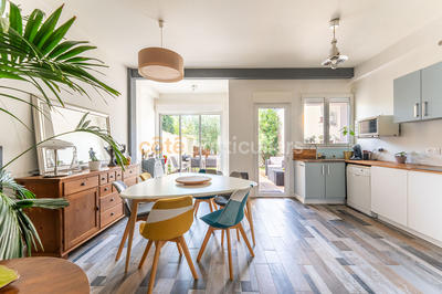 Maison - 103 m² - 4 pièces