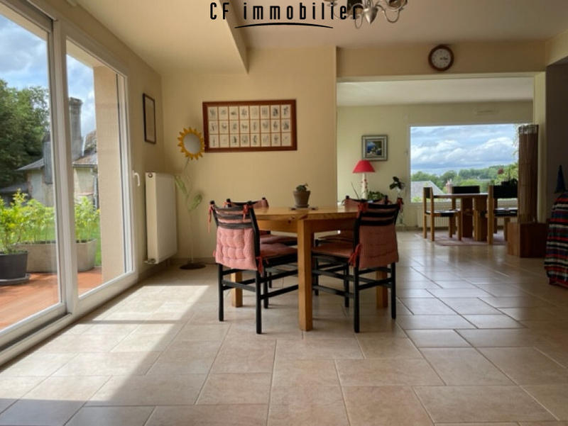 Maison - 143 m² - 5 pièces