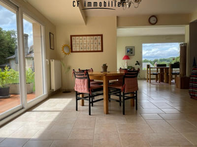 Maison - 143 m² - 5 pièces