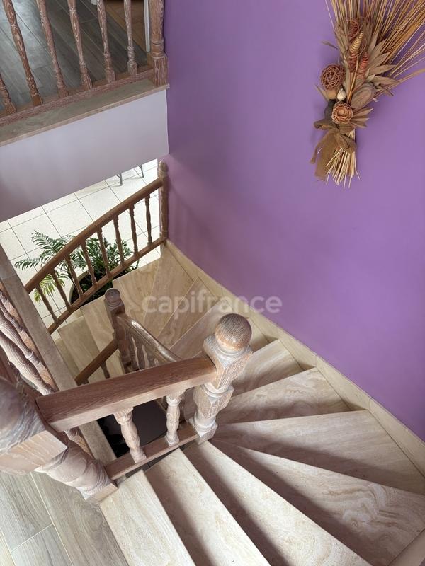 Pavillon - 146 m² - 6 pièces