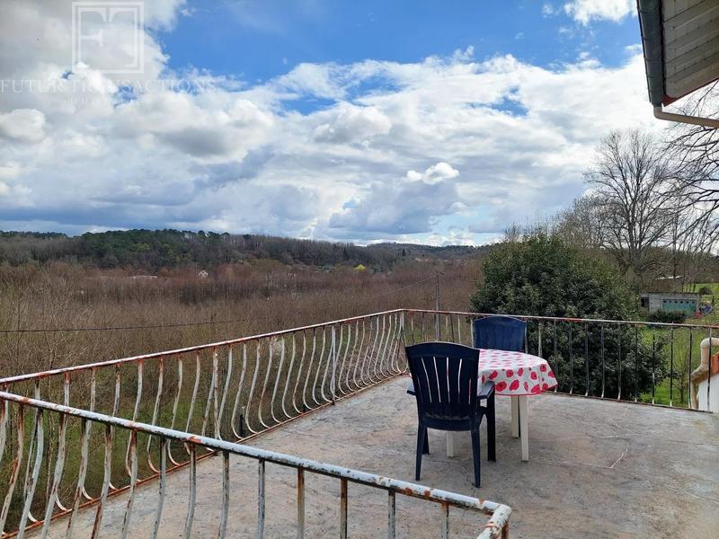 Maison - 160 m² - 7 pièces